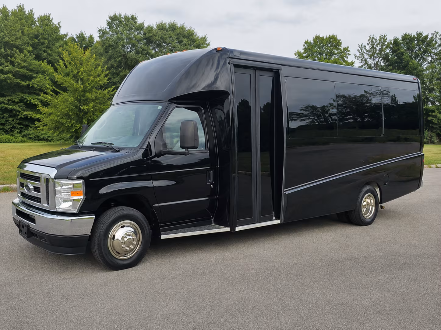 buses for round rock performing arts and fine arts field trips