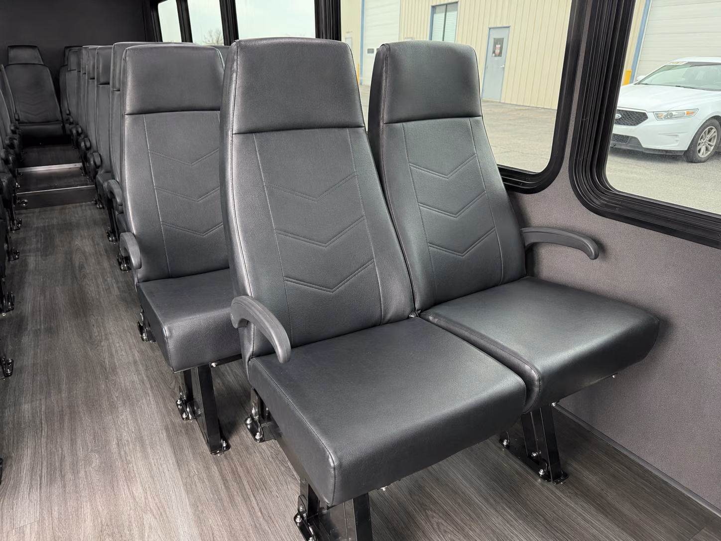 round rock 15 passenger minibus interior